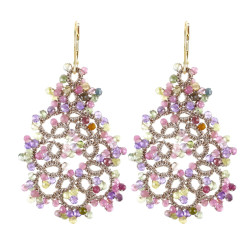 Boucles d’oreilles en dentelle  – Haute joaillerie textile d’exception