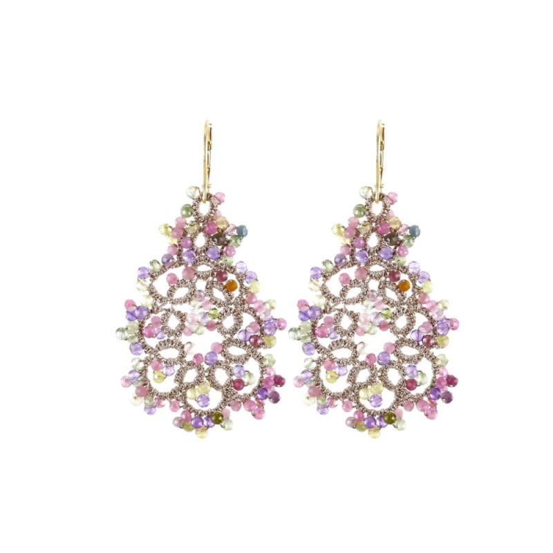 Boucles d’oreilles en dentelle  – Haute joaillerie textile d’exception