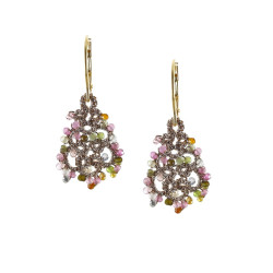 Boucles d’oreilles en dentelle  – Haute joaillerie textile d’exception